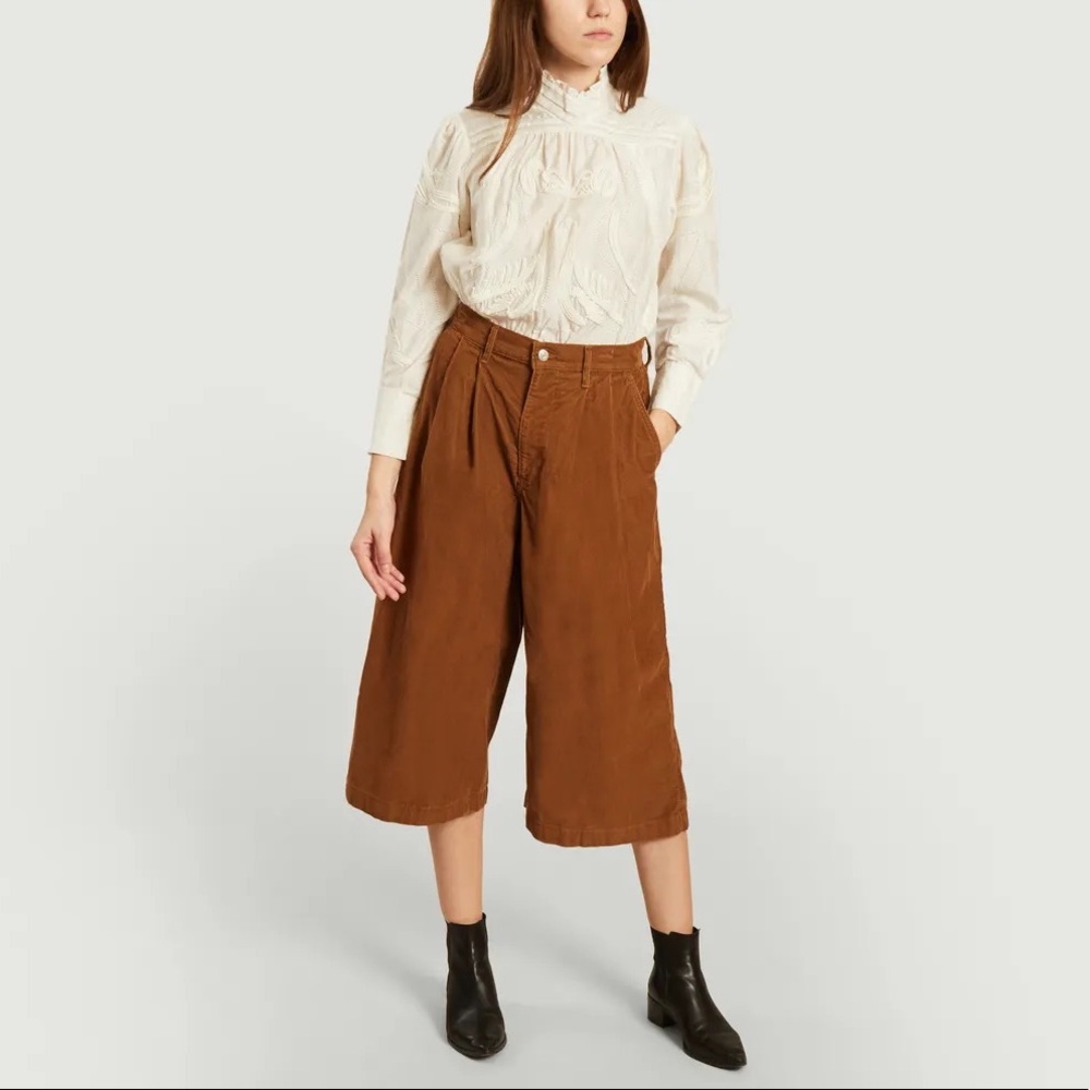 Levi’s Cropped Wide Leg Corduroy Pants